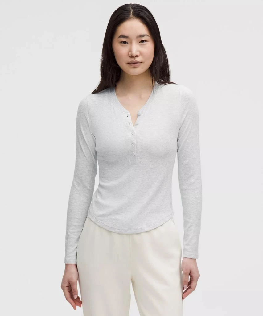 Hold Tight Long-Sleeve Henley 商品