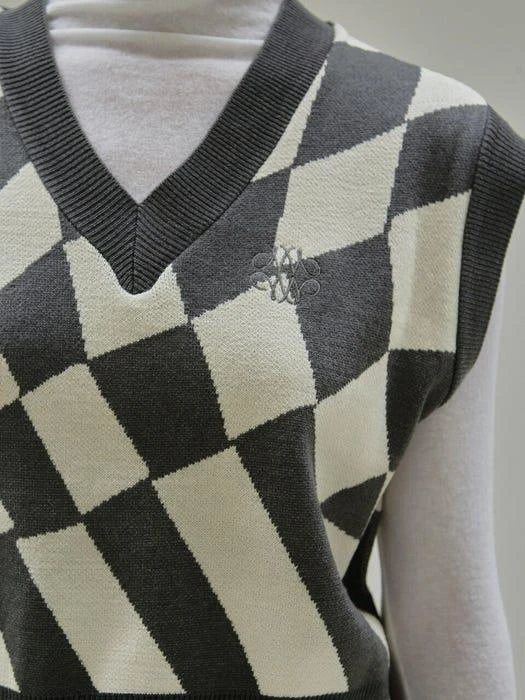 商品NICK&NICOLE|Unbalanced Argyle Vest (Deep Green),价格¥501,第2张图片详细描述