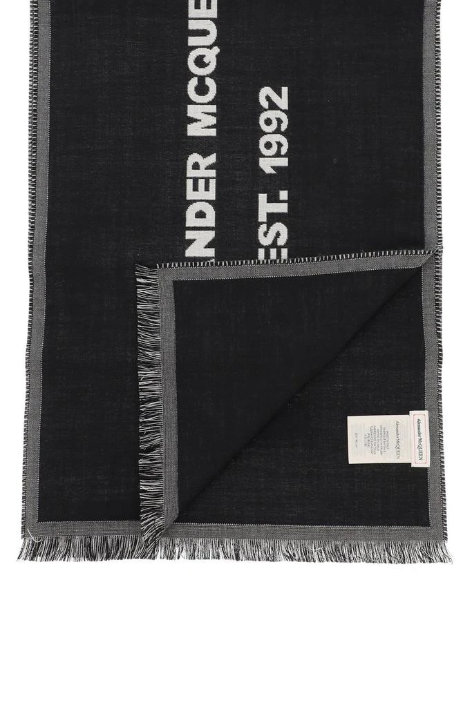 商品Alexander McQueen|Alexander McQueen Oversized Graffiti Logo Scarf,价格¥1379,第5张图片详细描述