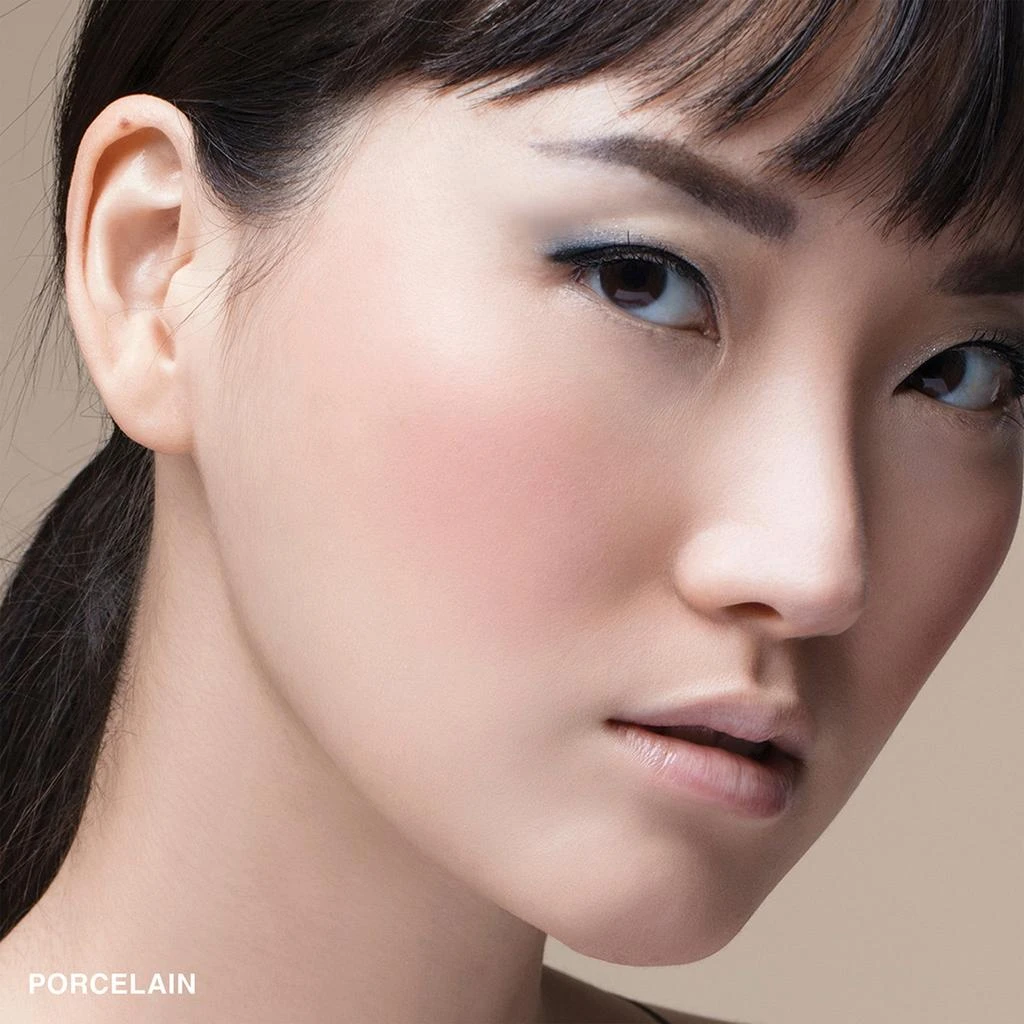 商品Bobbi Brown|Skin Long-Wear Weightless Foundation SPF 15,价格¥403,第3张图片详细描述