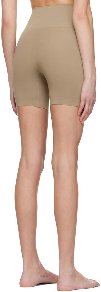 商品SKIMS|Beige Soft Smoothing Boy Shorts,价格¥290,第3张图片详细描述