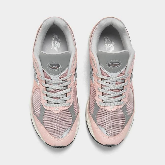 Women's New Balance 2002R Casual Shoes 商品
