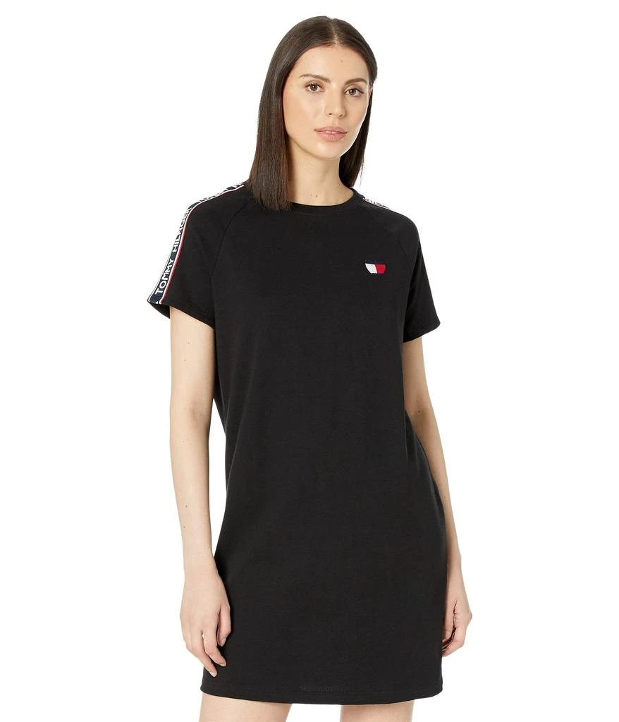 商品Tommy Hilfiger|Logo Heart Tee Dress,价格¥468,第1张图片