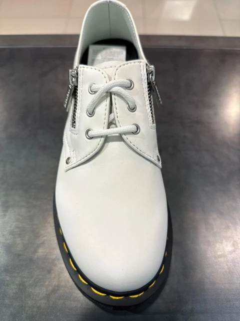 商品Dr. Martens|【Brilliant|包邮包税】马汀博士 马丁靴 1461 Twin Zip White Sendal 27633100,价格¥878,第1张图片