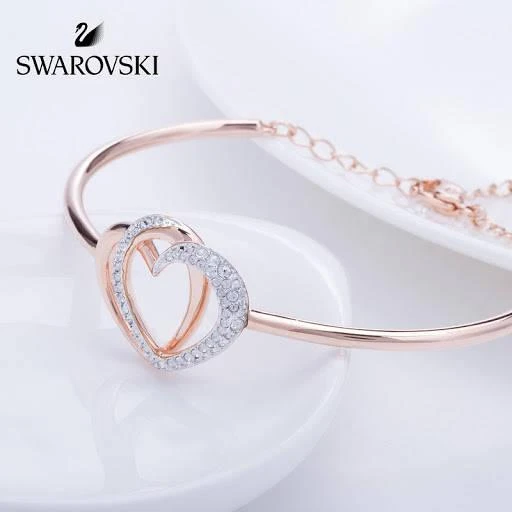 商品Swarovski|香港直邮SWAROVSKI施华洛世奇心心相印手链设计精美SWAR5194838,价格¥963,第10张图片详细描述