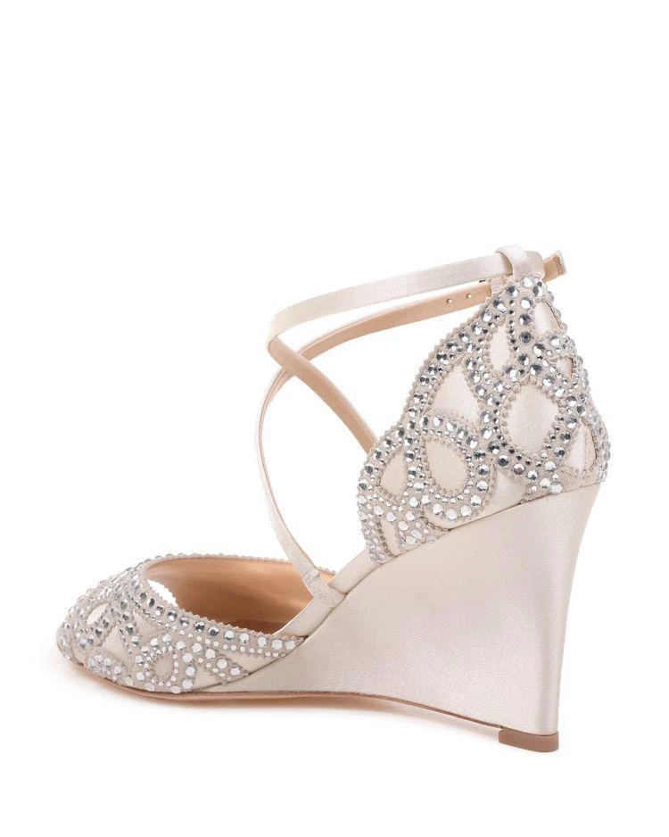 商品Badgley Mischka|Women's Winter Embellished Satin Wedge Sandals ,价格¥907,第5张图片详细描述