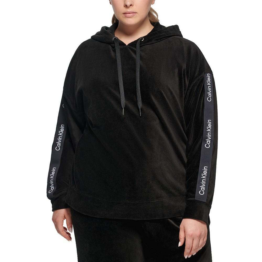 商品Calvin Klein|Plus Size Logo Tape Velour Hooded Sweatshirt,价格¥299,第1张图片