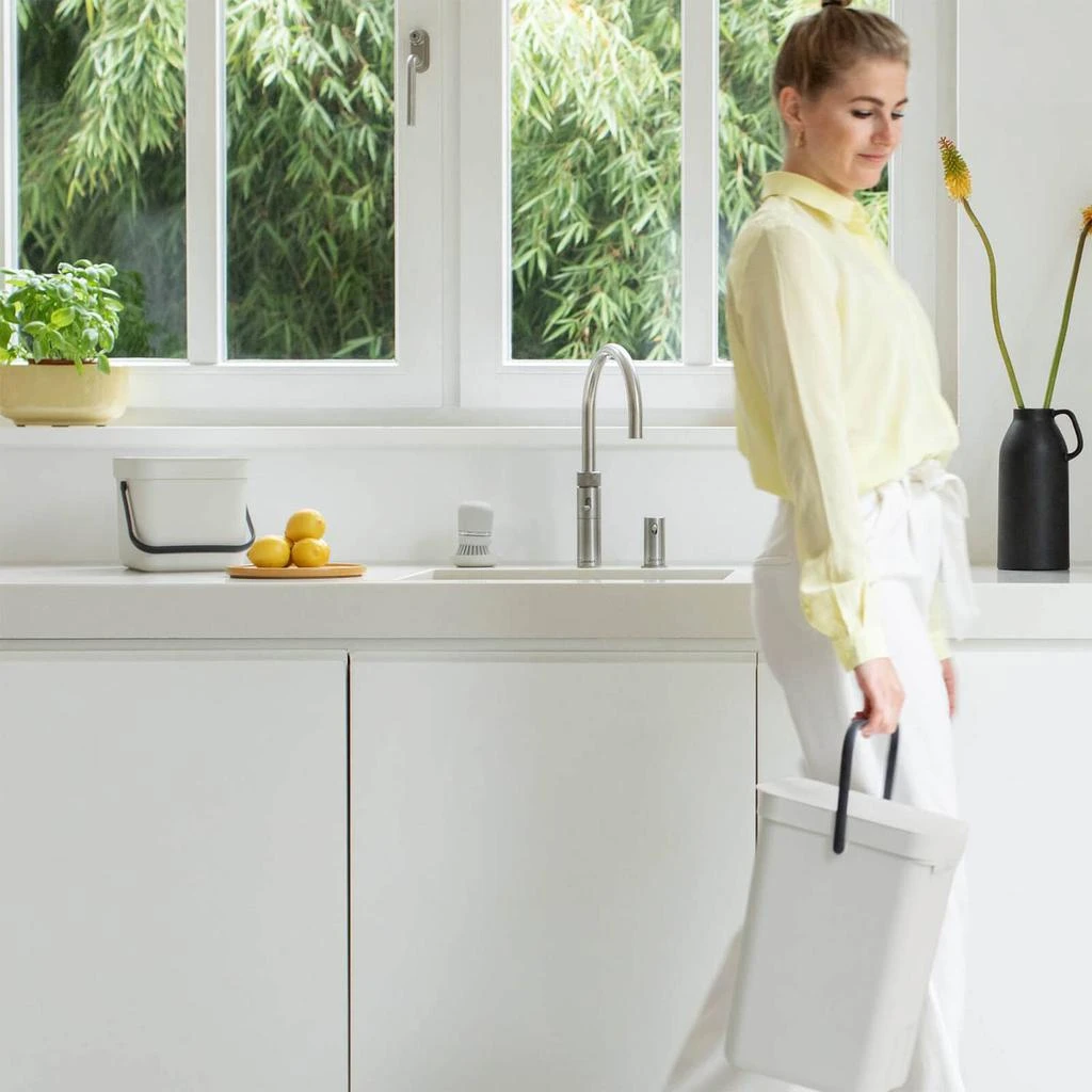 Brabantia Sort & Go 3 Litre Waste Bin - Light Grey 商品