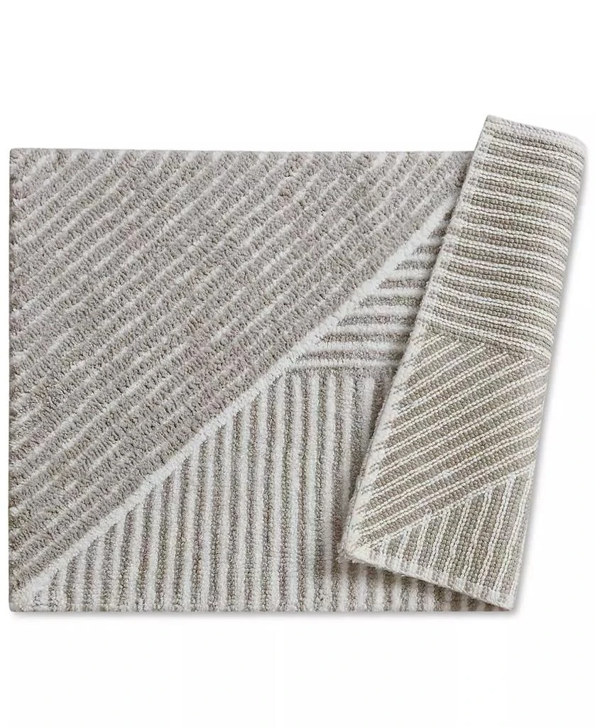 商品Décor Studio|Luna Stripe Skid-Resistant Bath Rug,价格¥162,第3张图片详细描述