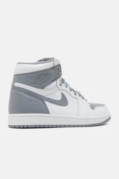 Nike Air Jordan 1 Retro High OG 'Stealth' Sneakers - 555088-037商品第3张图片规格展示