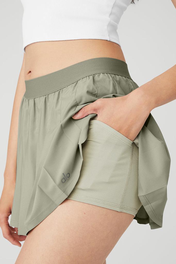 商品Alo|Varsity Tennis Skirt - Limestone,价格¥273-¥377,第6张图片详细描述