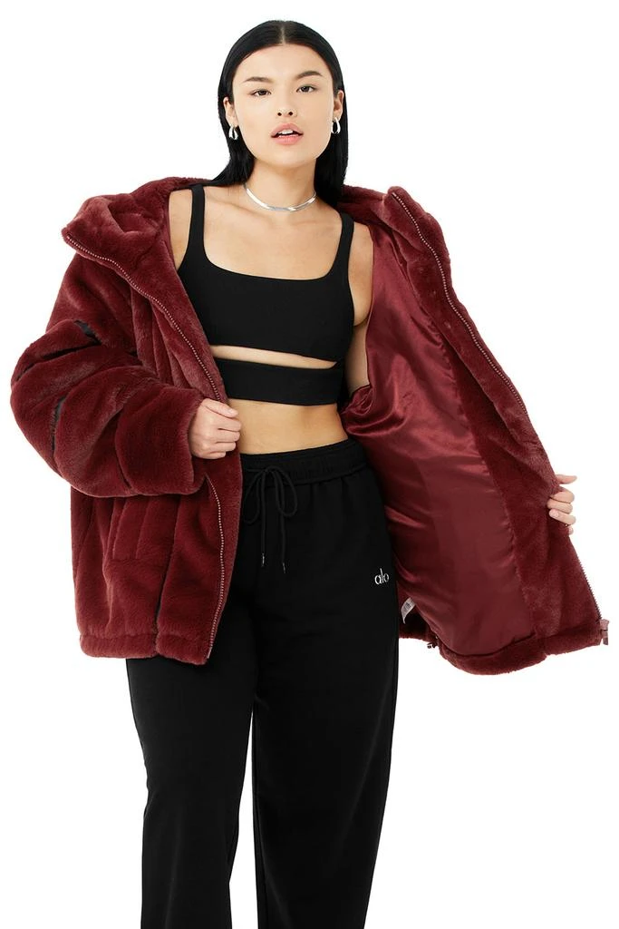 Knock Out Faux Fur Jacket - Cranberry 商品