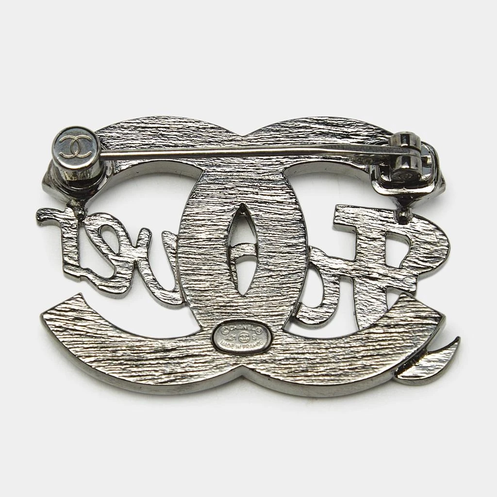 商品[二手商品] Chanel|Chanel CC 'Forever' Crystals Gunmetal Tone Pin Brooch,价格¥3562,第3张图片详细描述