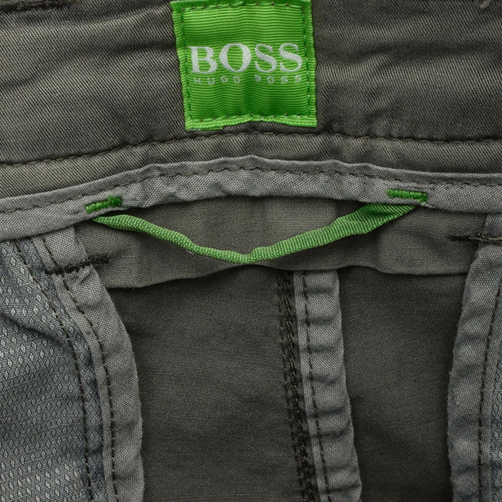 商品Hugo Boss|Hugo Boss 雨果博斯 新款男士棉质灰色时尚休闲短裤 C-CLYDE2-5-D-8436-036,价格¥624,第1张图片