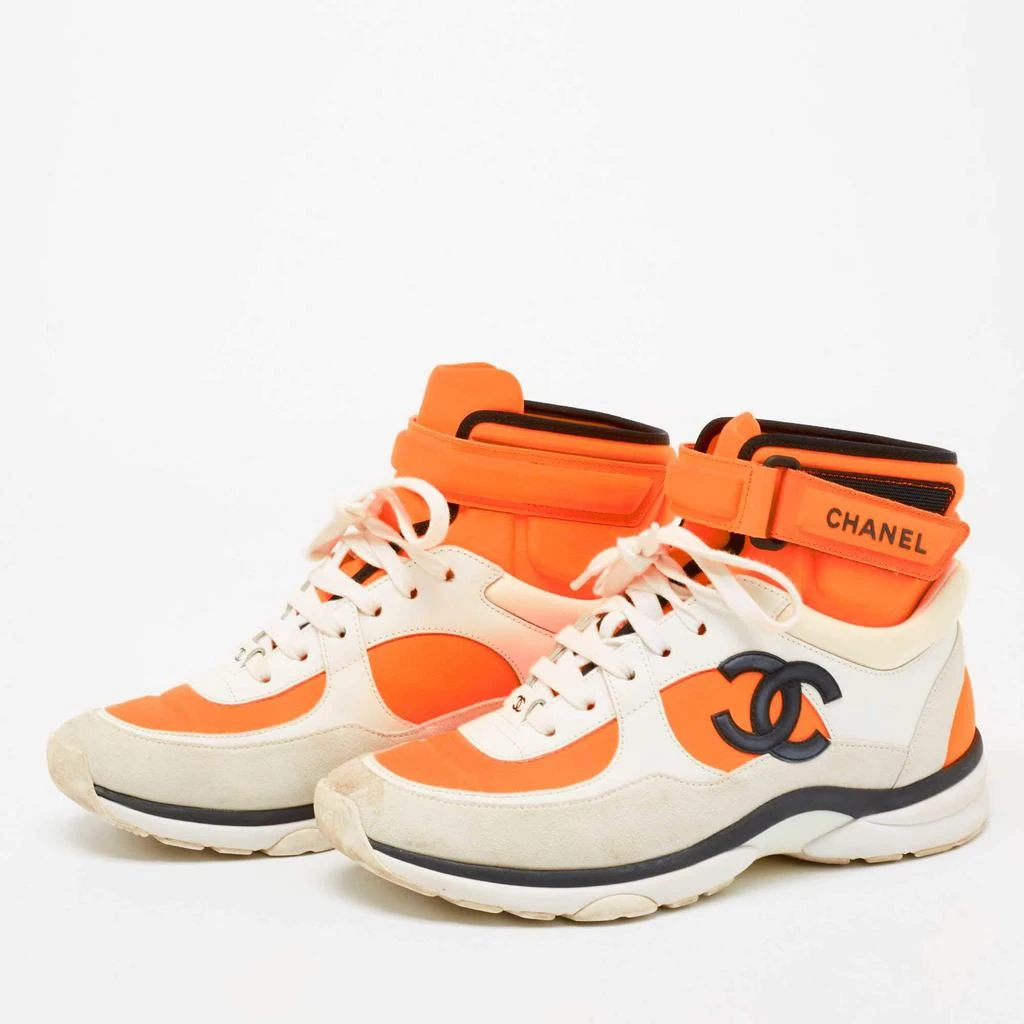 商品[二手商品] Chanel|Chanel White/Orange Fabric And Leather CC High Top Sneakers Size 38,价格¥5568,第2张图片详细描述