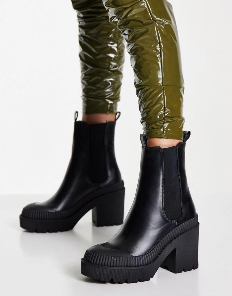 商品Origins|Origins chunky mid heel boot with mudguard in black,价格¥218,第4张图片详细描述