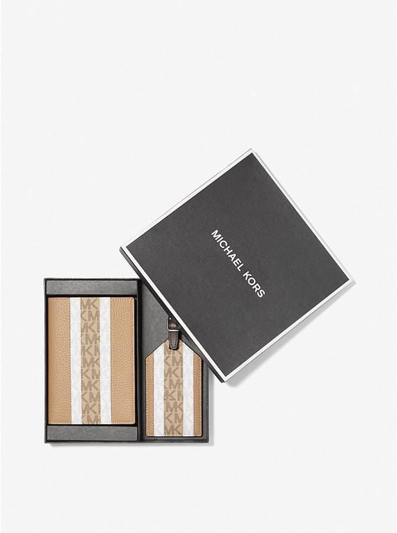 商品Michael Kors|Pebbled Leather and Logo Stripe Passport Wallet and Luggage Tag Gift Set,价格¥661-¥822,第5张图片详细描述