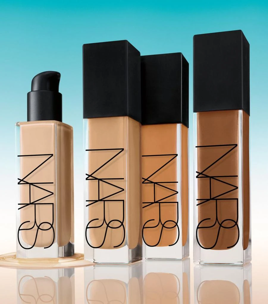Natural Radiant Longwear Foundation 商品