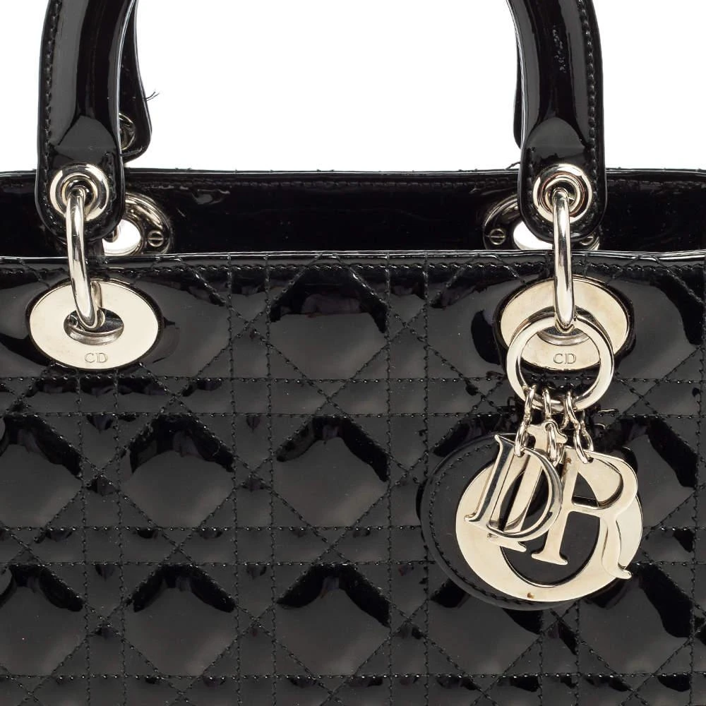 商品[二手商品] Dior|Dior Black Cannage Patent Leather Medium Lady Dior Tote,价格¥16375,第5张图片详细描述