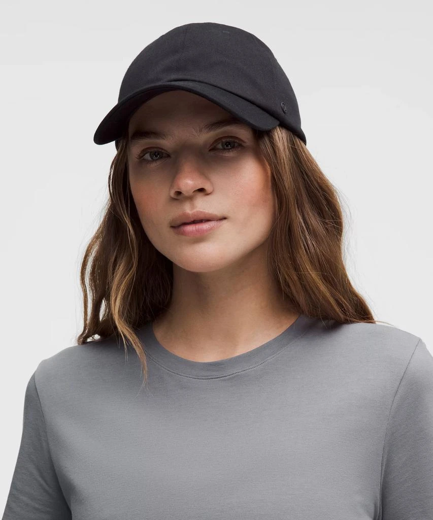 Love Curved-Hem Crewneck T-Shirt 商品