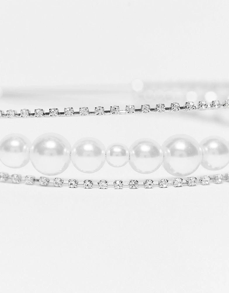 商品True Decadence|True Decadence embellished triple row headband with faux pearls and crystal,价格¥143,第4张图片详细描述