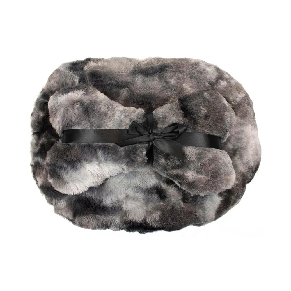 Faux Fur Princess Pet Bed with Plush Bone Pillow 商品