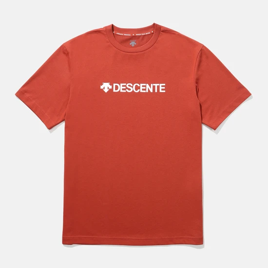 商品DESCENTE|【享贝家】DESCENTE 迪桑特 字母圆领运动短袖背侧小标T恤 红色 SN323UTS72（现采购商品，下单后12天内发货）,价格¥334,第1张图片