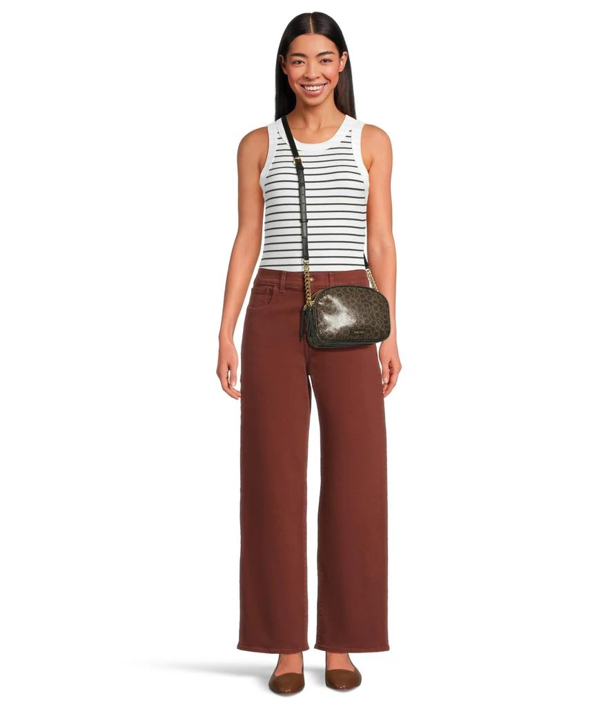 商品Calvin Klein|Takara Crossbody,价格¥856,第5张图片详细描述