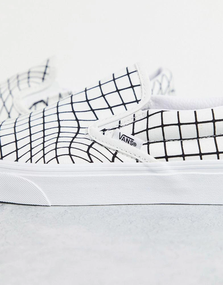 商品Vans|Vans Slip-On U-Paint Warp Checkerboard trainers in white,价格¥515,第4张图片详细描述