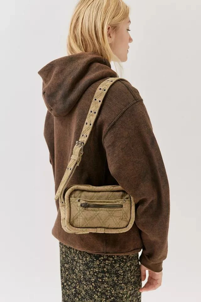商品Urban Outfitters|Dakota Denim Crossbody Bag,价格¥225,第1张图片