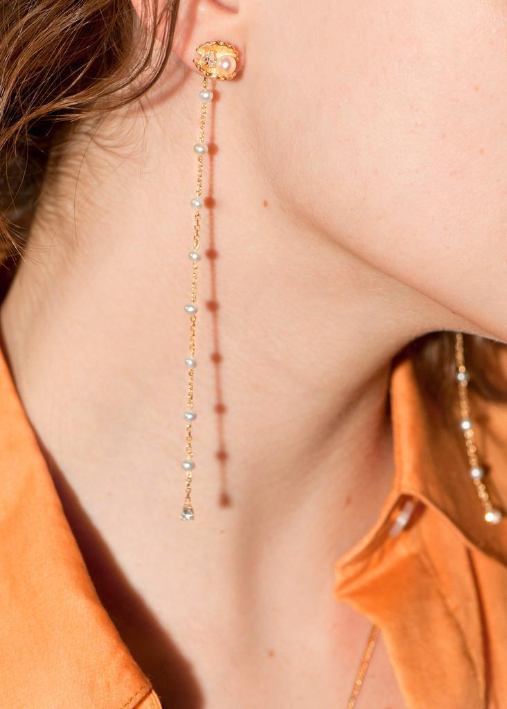 商品APPLES & FIGS|Venus shell pearl chain 24k vermeil earrings,价格¥1582,第5张图片详细描述