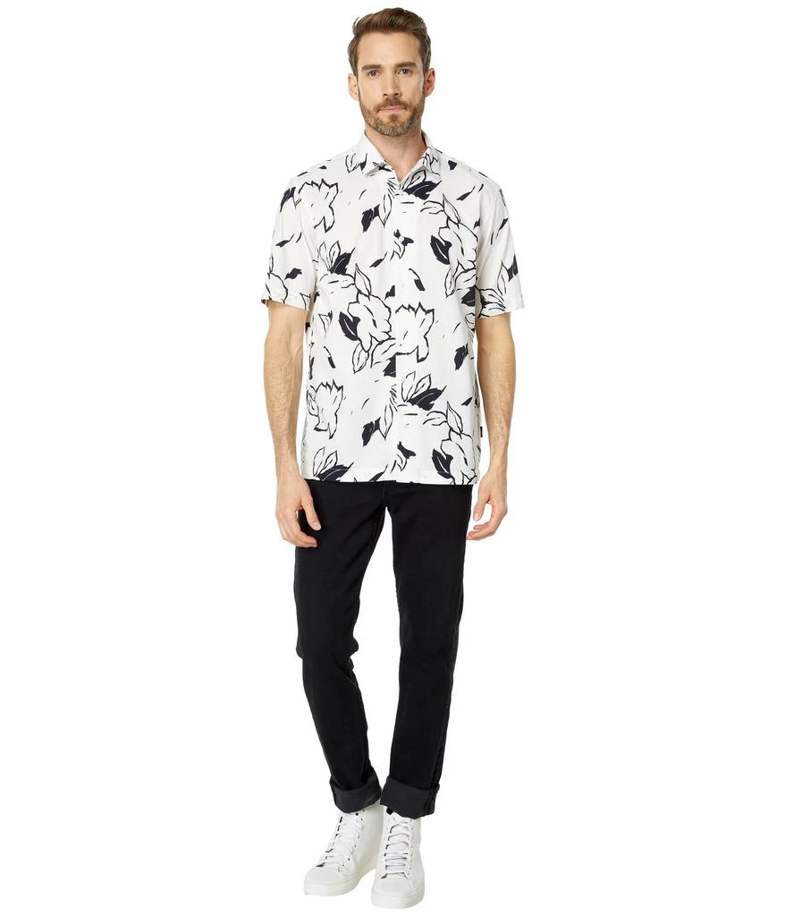 商品Ted Baker London|Ashby Short Sleeve Floral Outline Printed Shirt,价格¥666,第4张图片详细描述