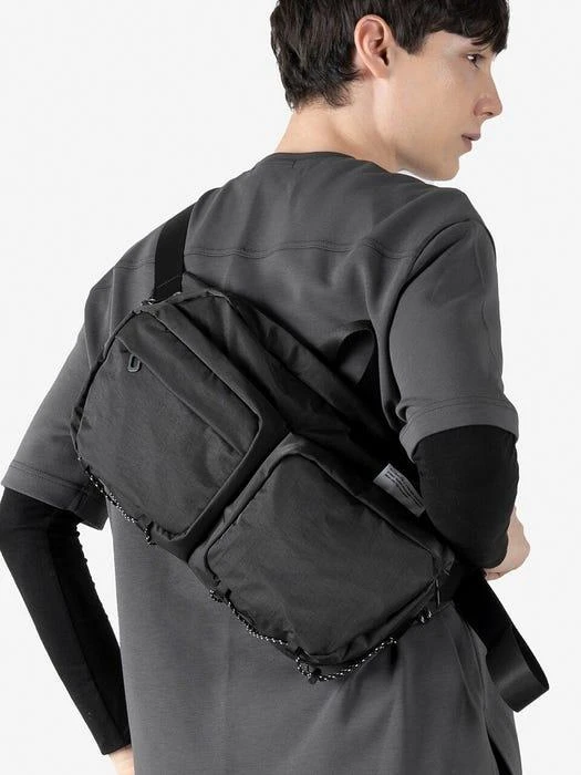 商品MATHEMATIK|Turing W20 Sling Cross Bag [Dark Gray],价格¥824,第1张图片