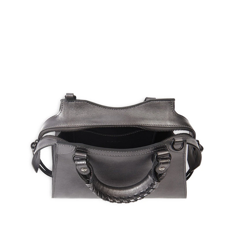 【预售3-7天】Balenciaga/巴黎世家 21  NEO CLASSIC系列 女士迷你银色金属质�感纳帕小牛皮单肩斜挎机车包6385241NDU71015 商品