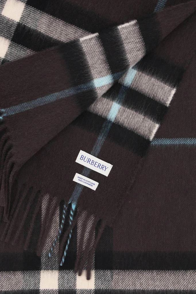 商品Burberry|Check scarf in cashmere,价格¥2559,第3张图片详细描述