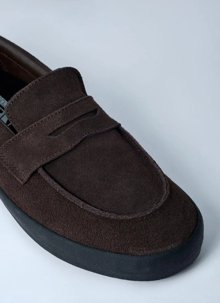 商品Vans|Skate Suede Loafers,价格¥743,第3张图片详细描述