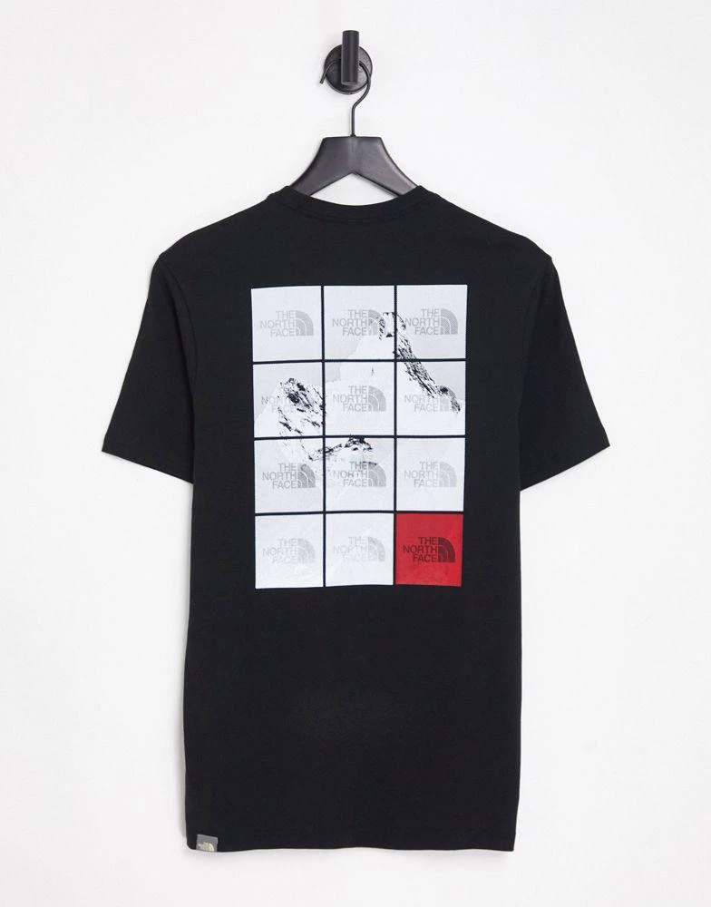 商品The North Face|The North Face Repetitive Mountain t-shirt in black Exclusive at ASOS,价格¥146,第1张图片