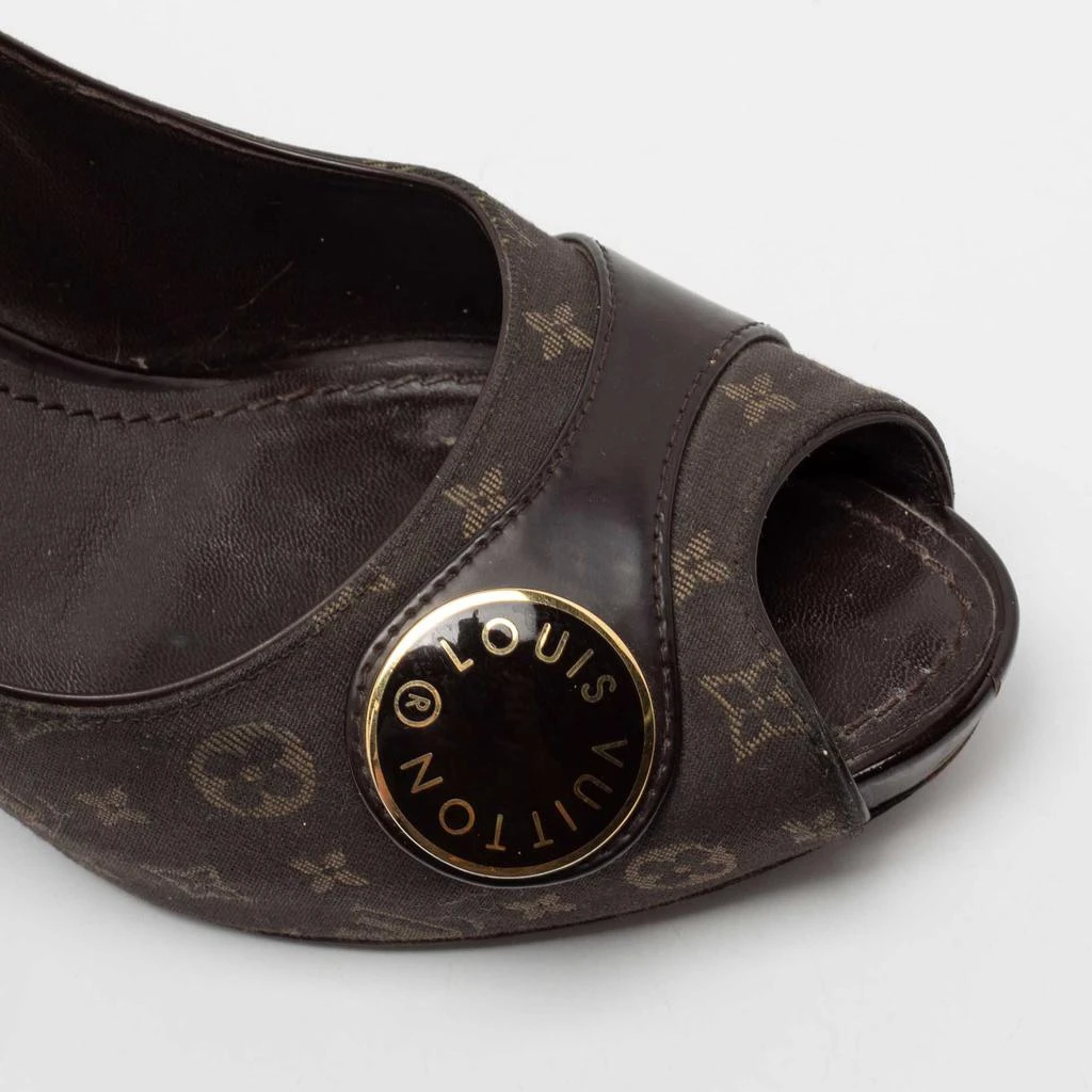 Louis Vuitton Dark Brown Monogram Canvas and Patent Leather Judy Peep-Toe Pumps Size 37 商品