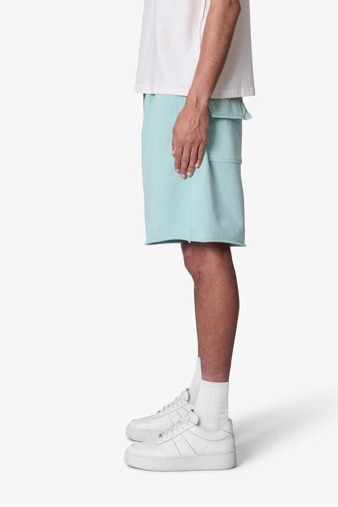 商品MNML|Oversized Sweatshorts - Seafoam,价格¥180,第3张图片详细描述