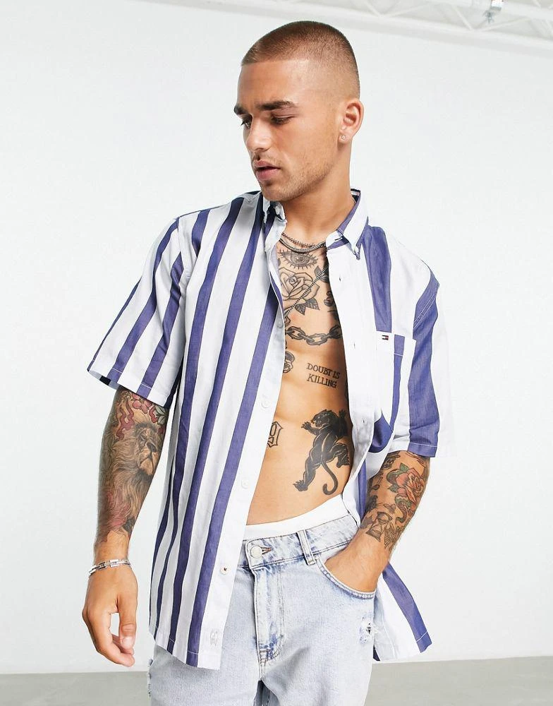 商品Tommy Hilfiger|Tommy Hilfiger blown up varied stripe short sleeve shirt custom fit in navy,价格¥466,第1张图片