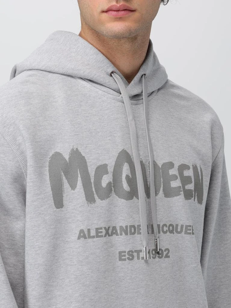 商品Alexander McQueen|Alexander McQueen Graffiti sweatshirt in cotton with logo print,价格¥5149,第5张图片详细描述