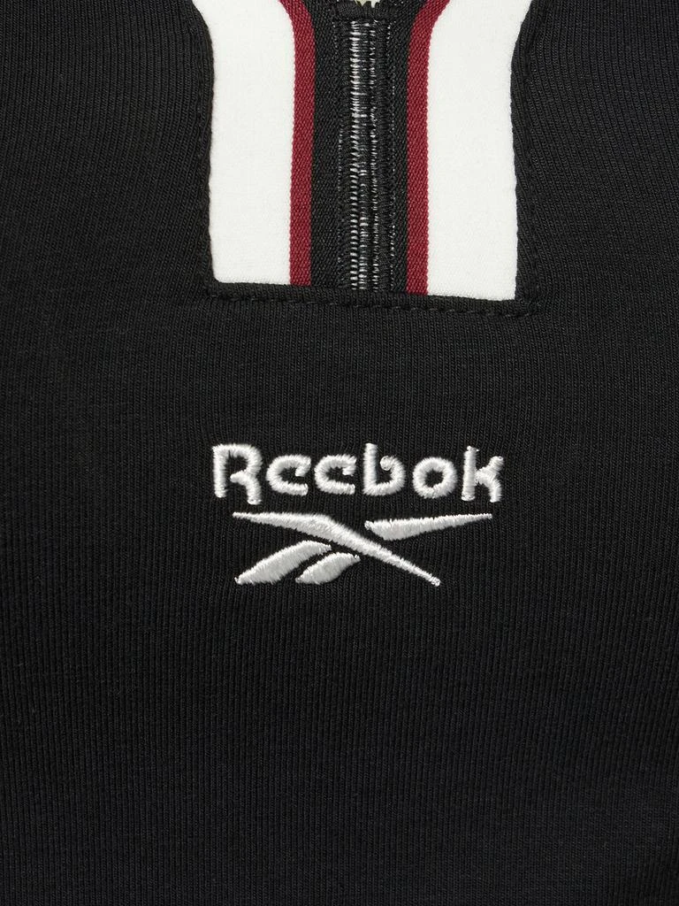 商品Reebok|V-neck Cropped Tank Top,价格¥161,第3张图片详细描述