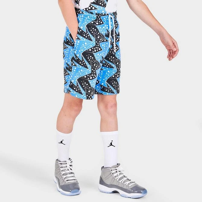 商品Jordan|Boys' Jordan AJ6 March Madness Fleece Shorts,价格¥172,第3张图片详细描述