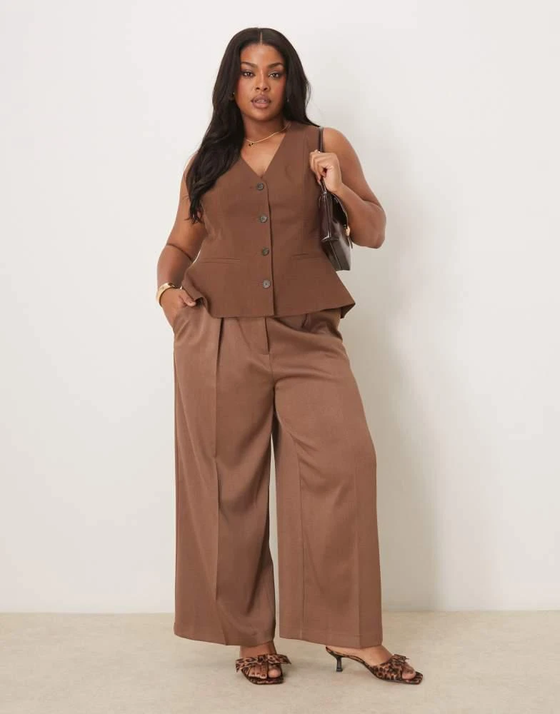 商品ASOS|ASOS DESIGN Curve peplum waistcoat in chocolate,价格¥366,第3张图片详细描述