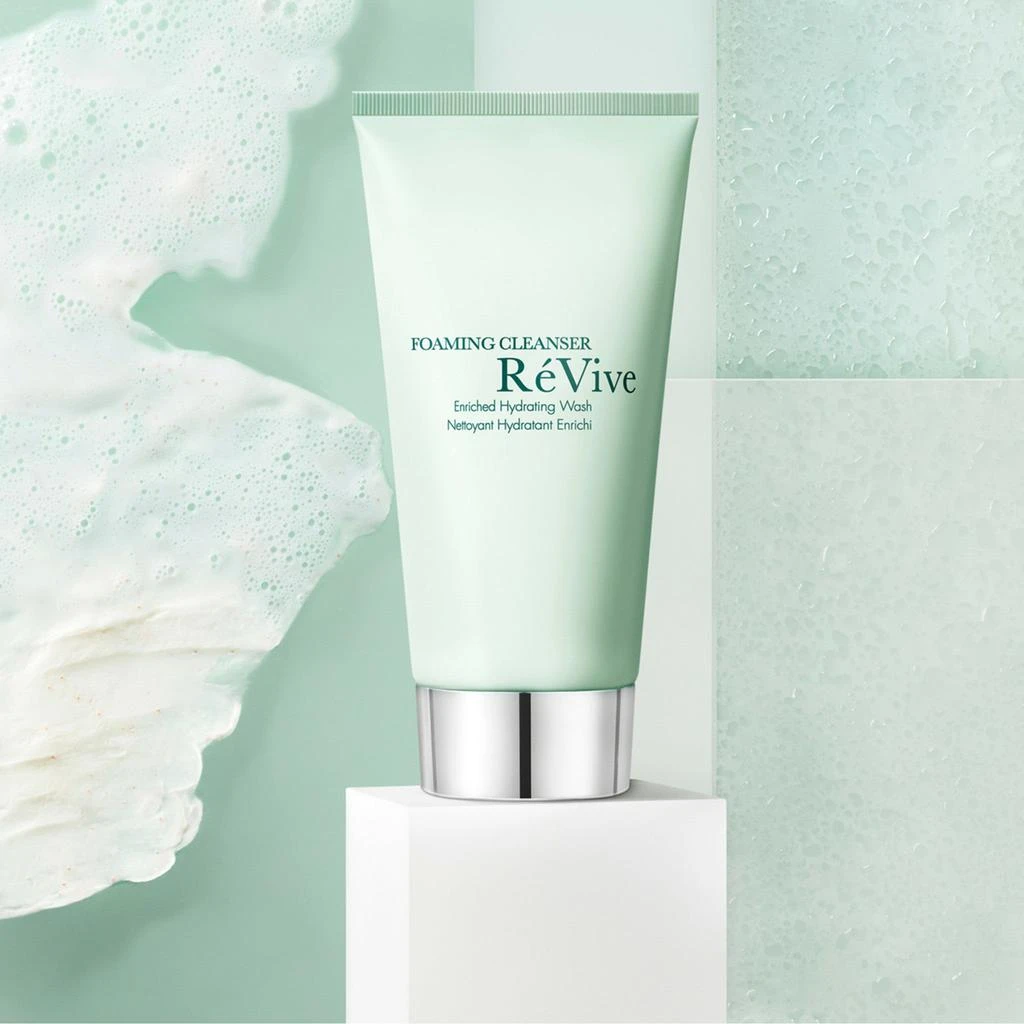 RéVive Foaming Cleanser Enriched Hydrating Wash 2