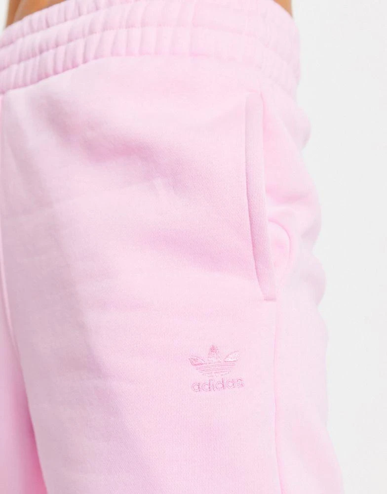 商品Adidas|adidas Originals trefoil essentials joggers in pink,价格¥365,第3张图片详细描述