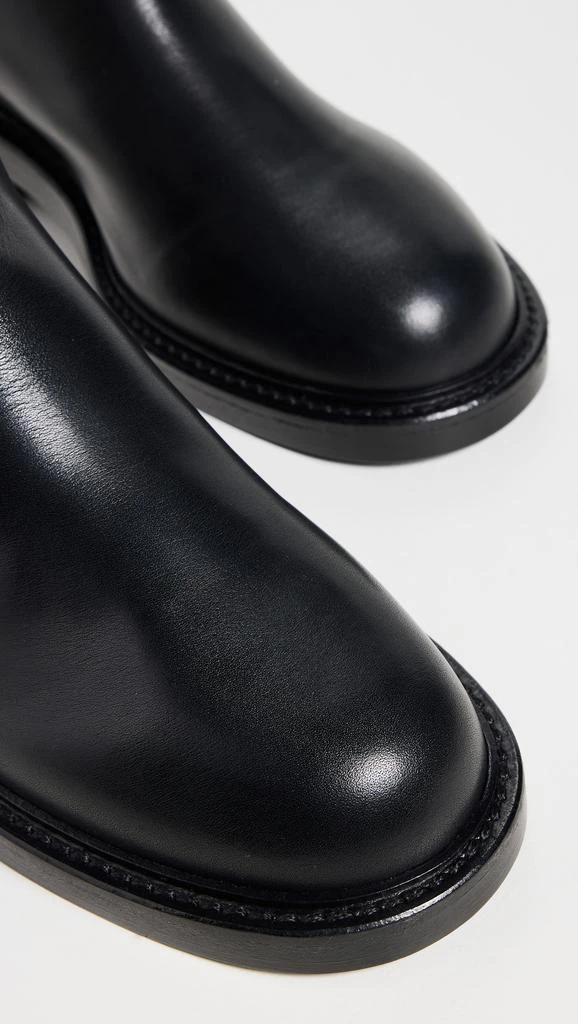 商品Victoria Beckham|Watch Chain Mid Calf Boots,价格¥2705,第5张图片详细描述