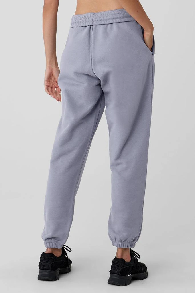 商品Alo|Cuffed Renown Heavy Weight Sweatpant - Fog,价格¥954,第2张图片详细描述