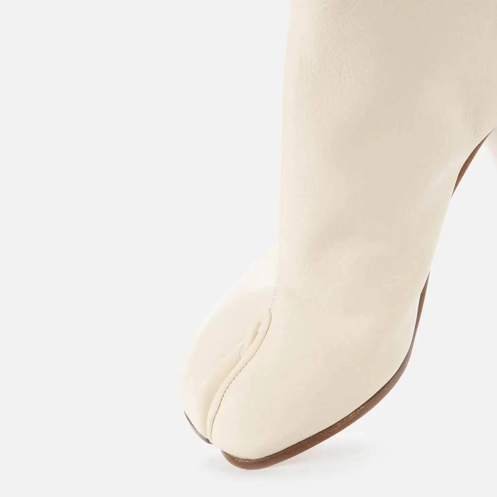 商品MAISON MARGIELA|Maison Margiela Women's Tabi H80 Leather Heeled Boots - White,价格¥4275,第4张图片详细描述