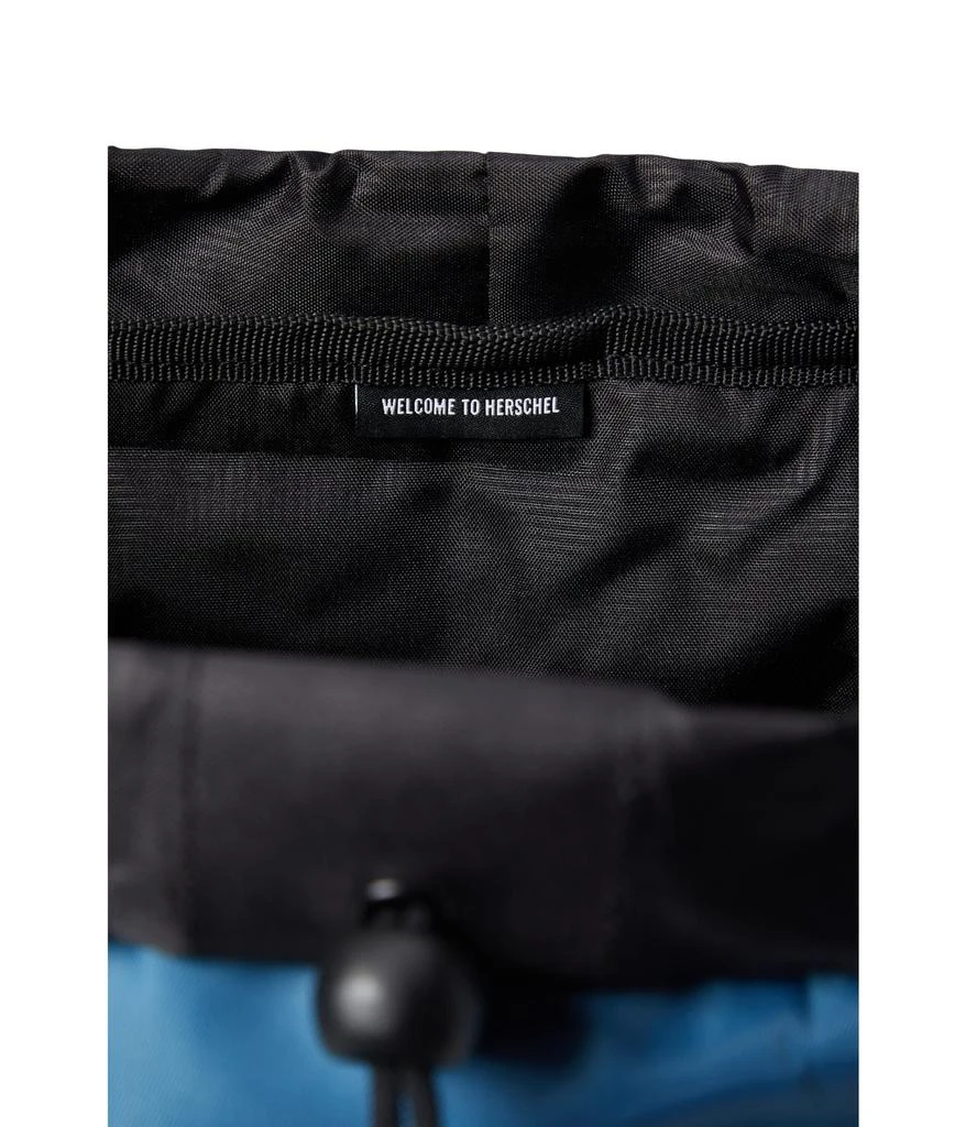 商品Herschel Supply|Retreat Small,价格¥290,第3张图片详细描述